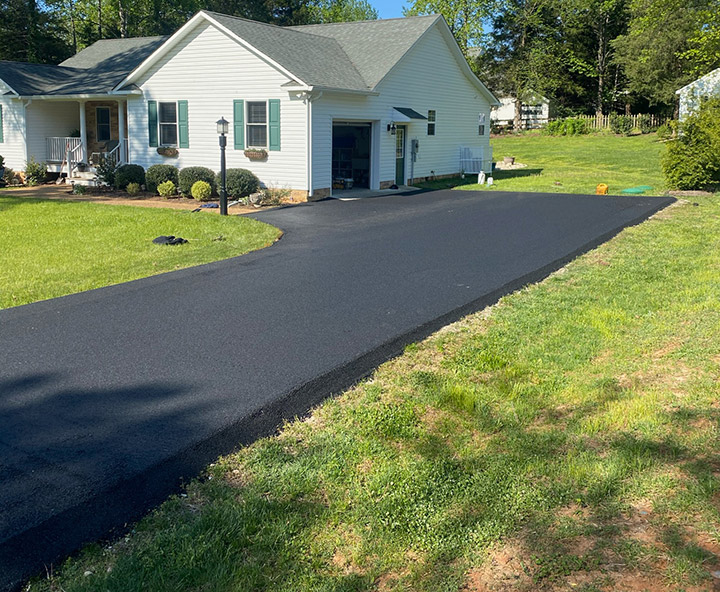 driveway-paving-sealing-img